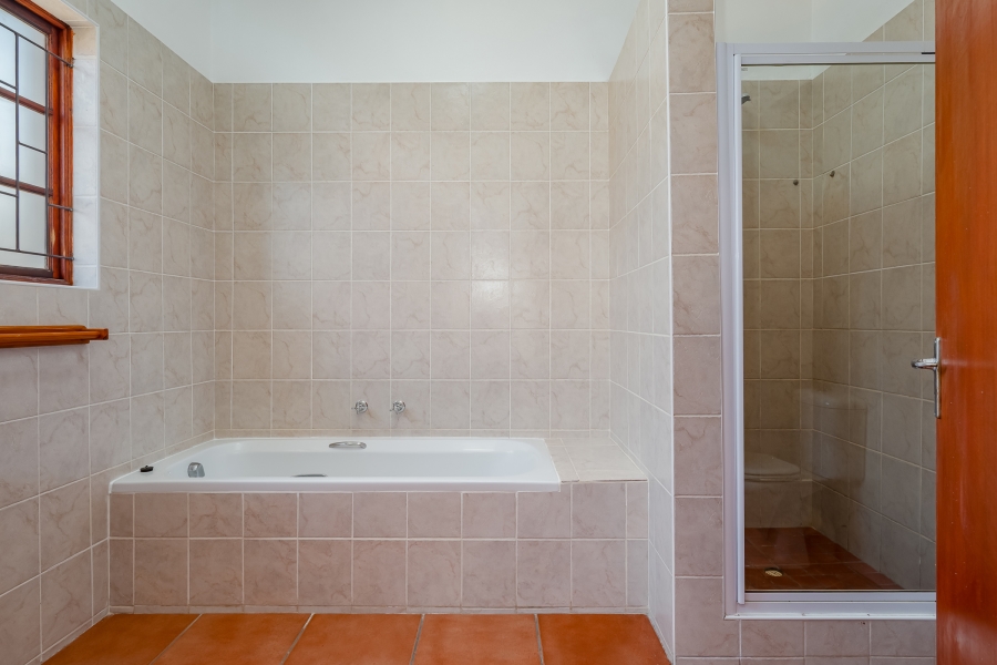 3 Bedroom Property for Sale in Lochnerhof Western Cape